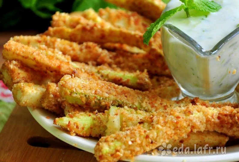 Кабачковые палочки в сырной корочке