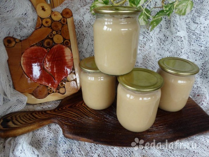 Яблочное пюре Неженка со сгущёнкой