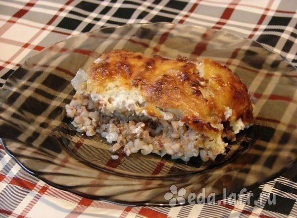 Курица, запеченная с гречкой