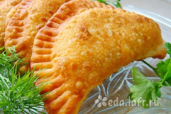 Простое тесто для чебуреков